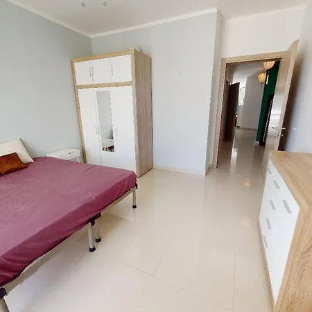 Modern 3-bedroom In Qawra *